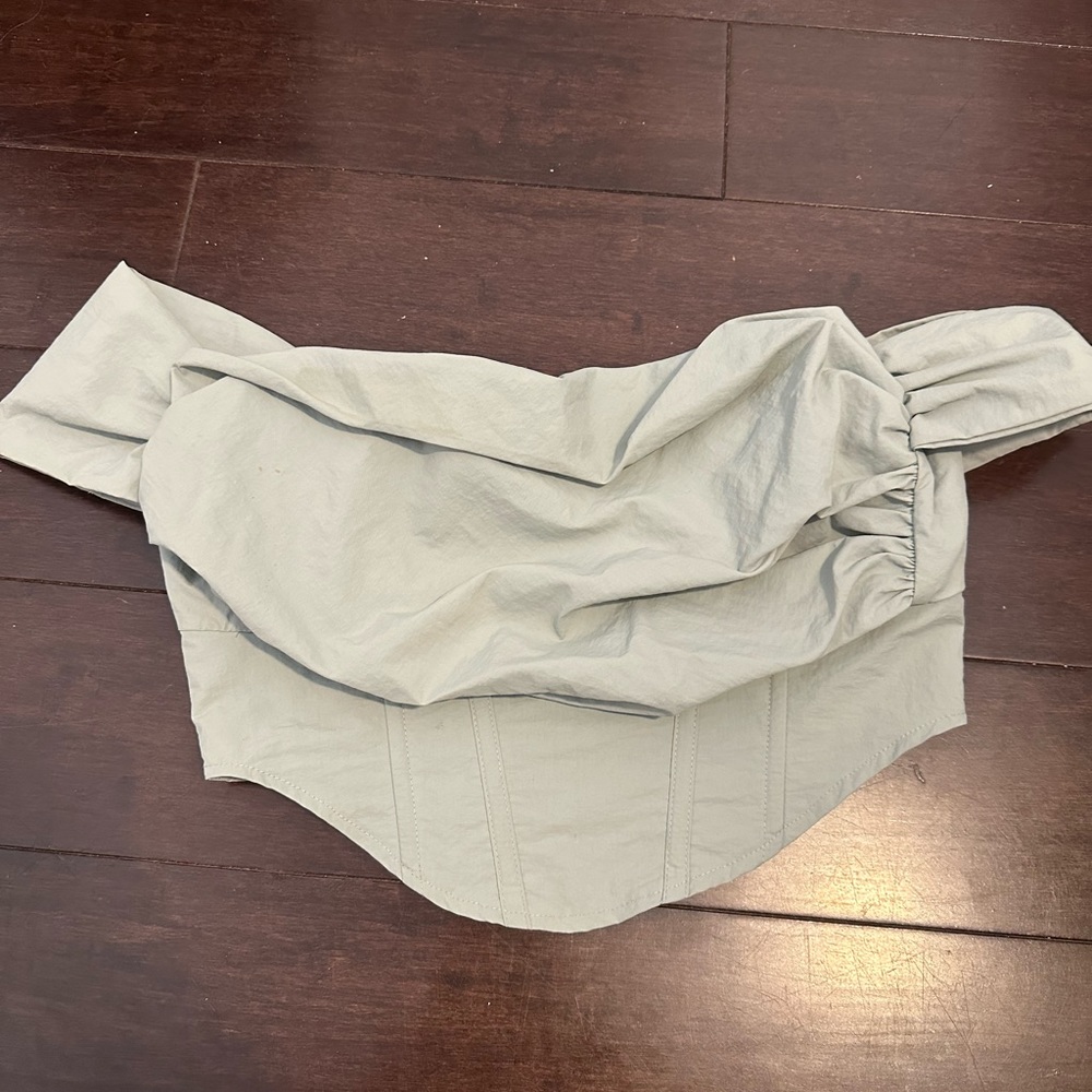 Misguided off the shoulder crop top